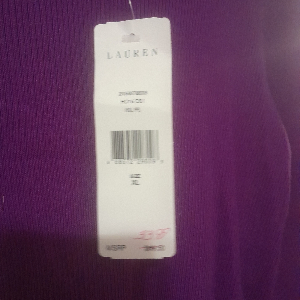 Sweater - Picture 2 of 6